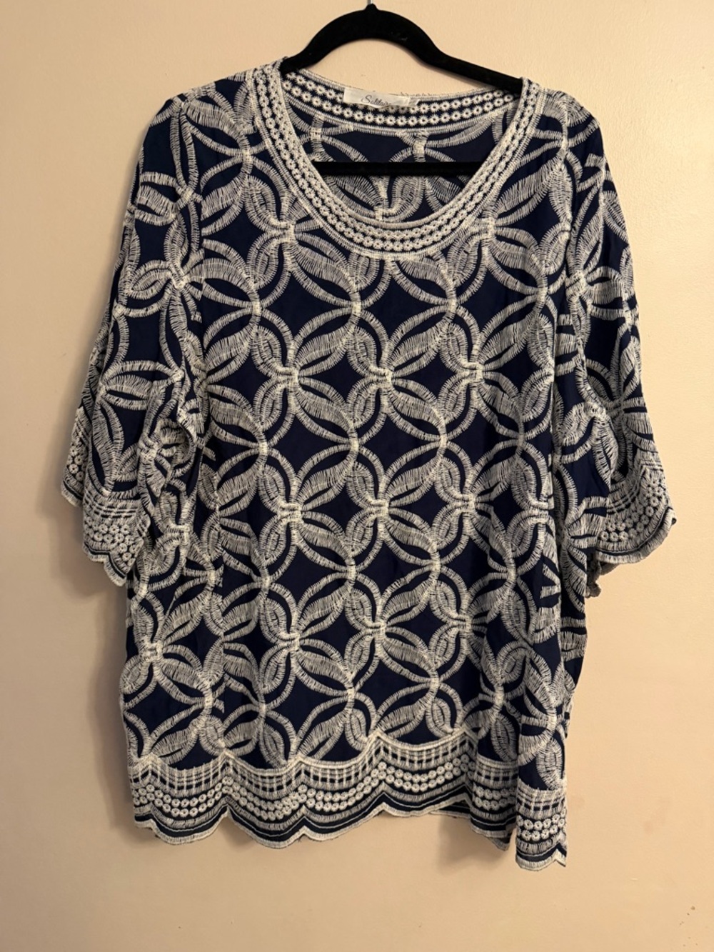 Solitaire Navy Tunic with White Circular Embroidery